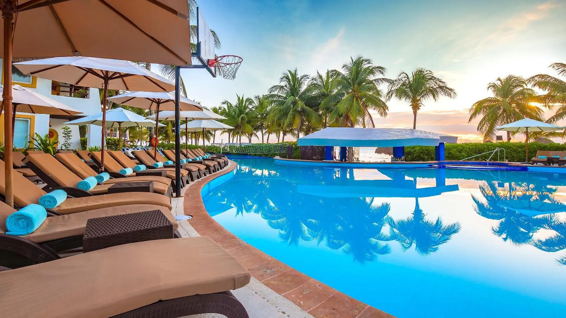 Desire Riviera Maya Pearl Resort All Inclusive - Couples Only Puerto Morelos Mexico
